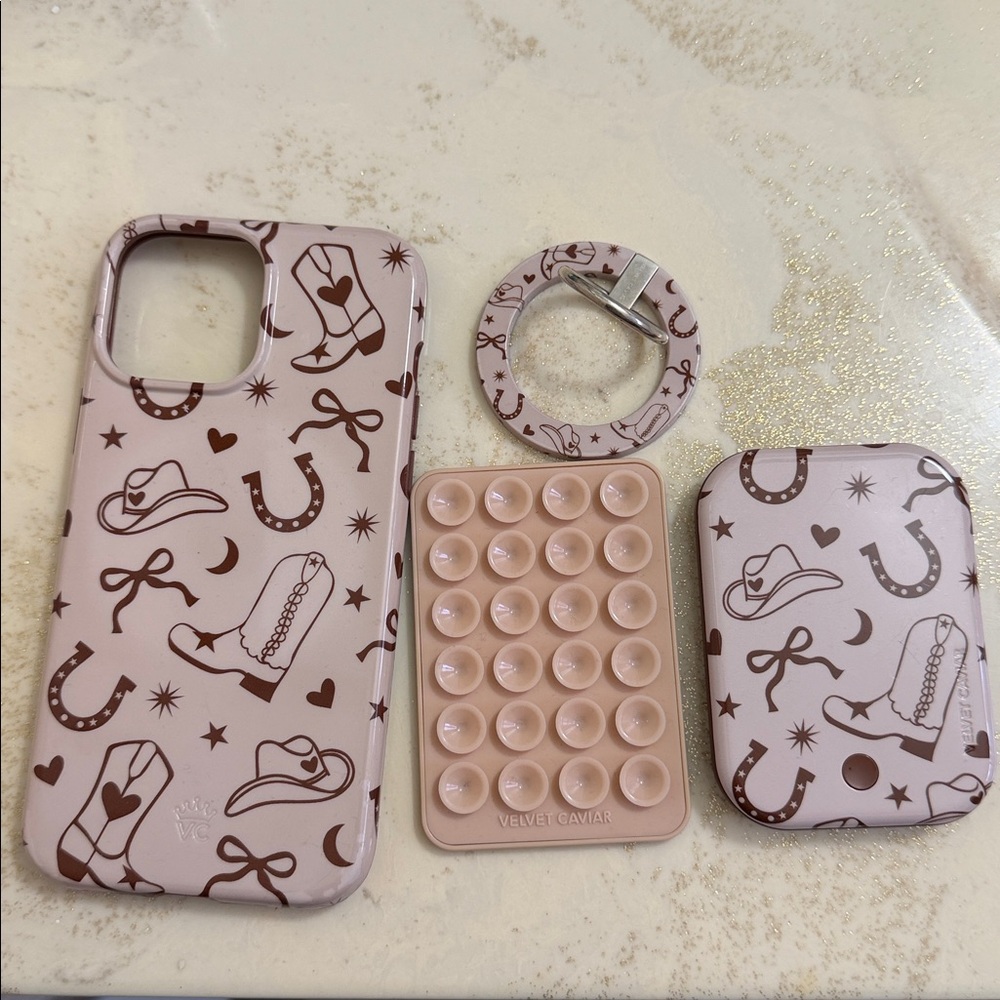 Velvet Caviar iPhone 13 Pro Max bundle - Picture 3 of 9